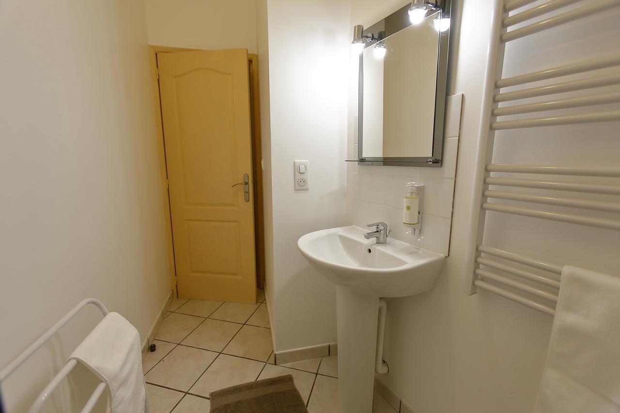 Appart'Hotel De La Tour Труа Екстер'єр фото
